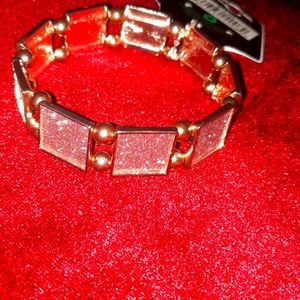 Rose gold fashion bracelet